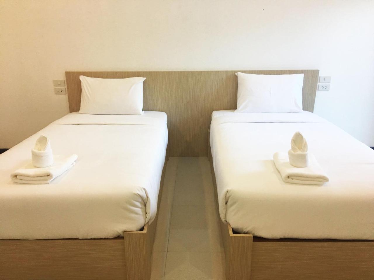Bankhun Hotel Nakhonratchasima Buitenkant foto