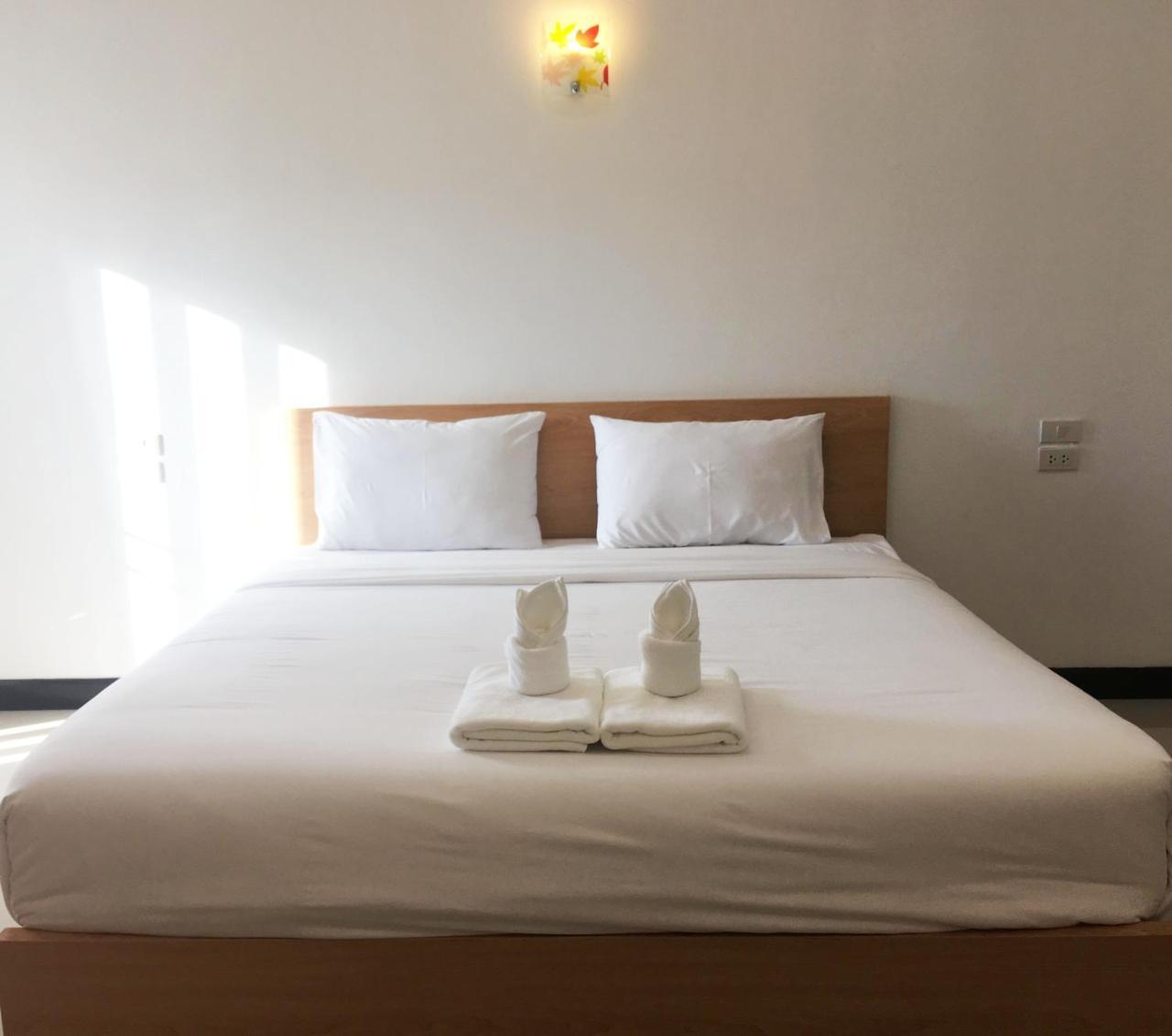 Bankhun Hotel Nakhonratchasima Buitenkant foto